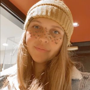 Meet your Posher, Isabella